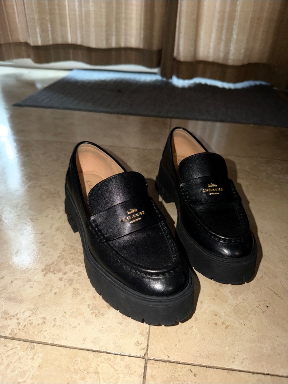 Coach Classic Women’s Loafers Black Leather Platform Shoes US 6